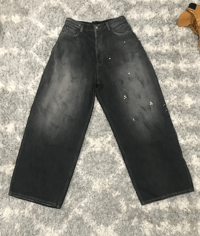 12-KG-Haul nach Kanada per Seefracht — Stiefel, Dunks und Streetwear arrival photo 3 of 15