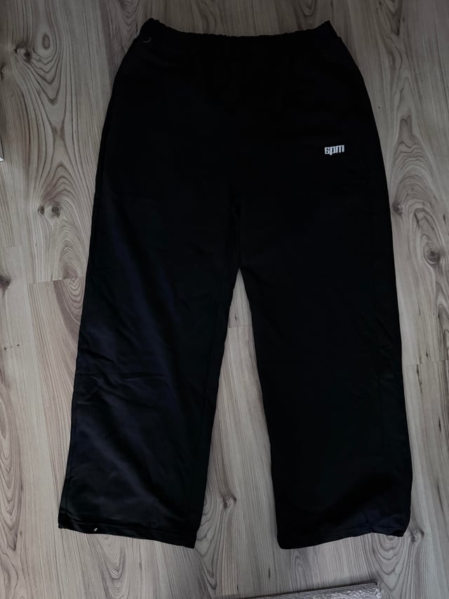 9-KG-Outerwear-Haul nach Deutschland — Jacken, Strick und Sets arrival photo 12 of 16