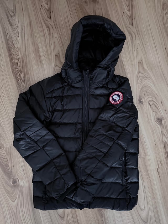 9-KG-Outerwear-Haul nach Deutschland — Jacken, Strick und Sets arrival photo 16 of 16